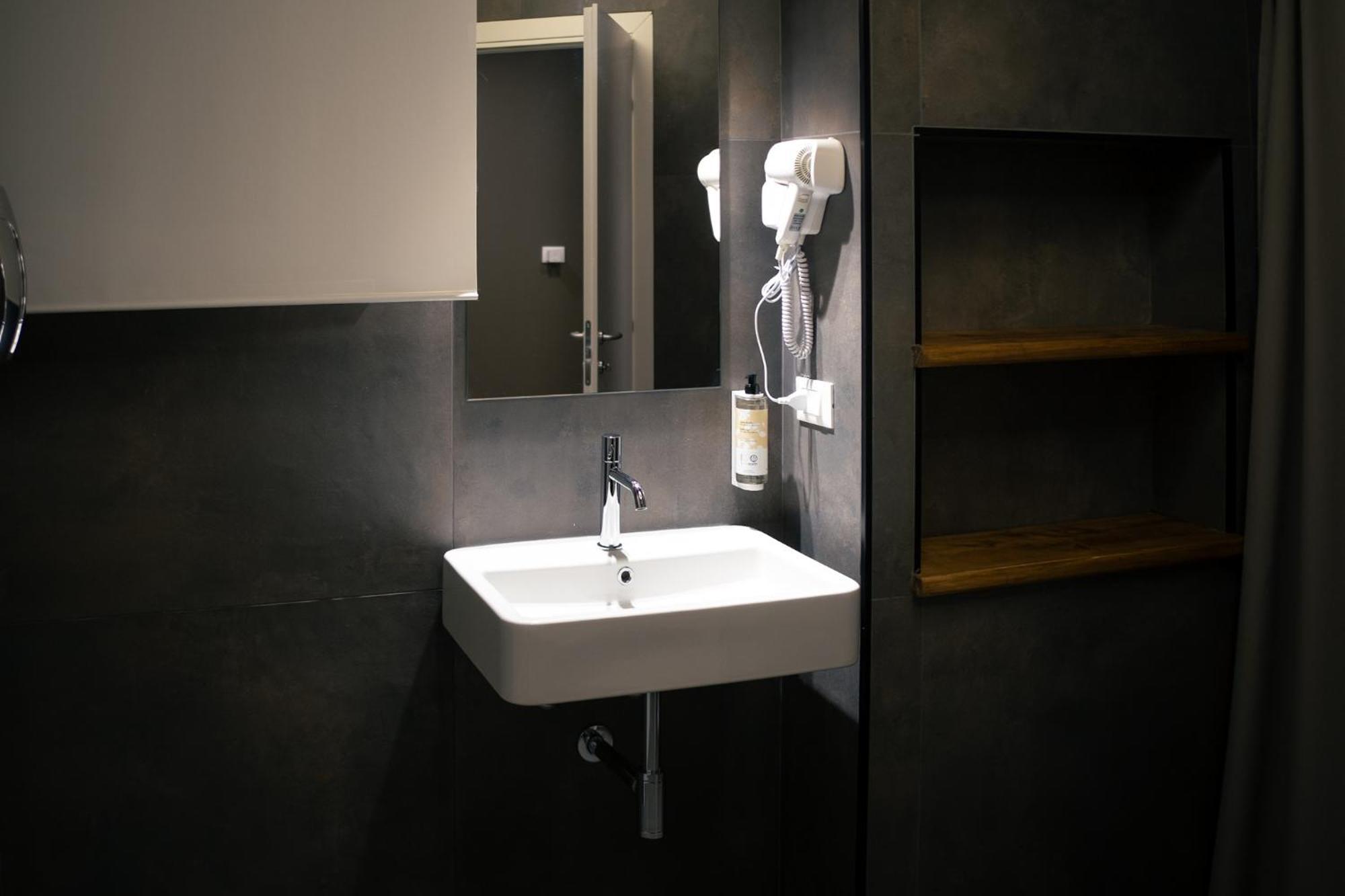 Hostelo - Luxury Hostel Palermo Zewnętrze zdjęcie